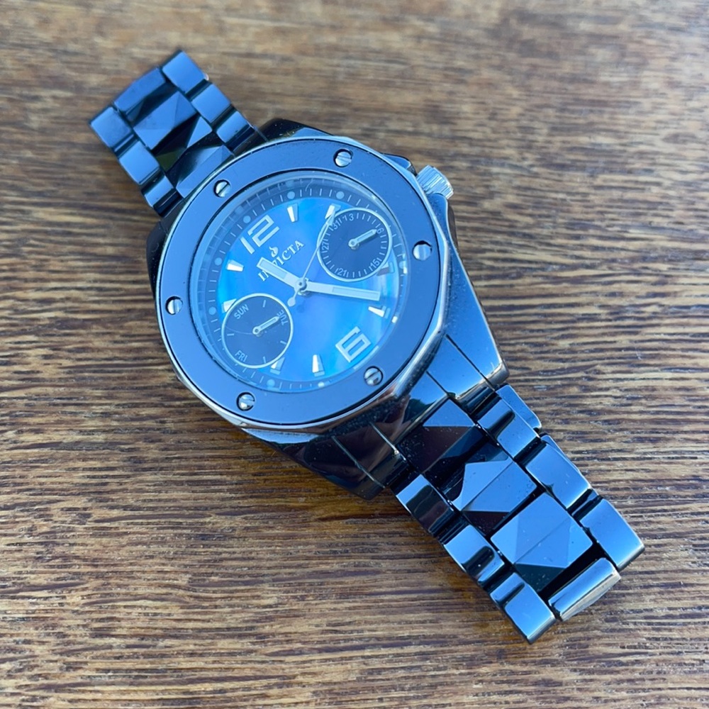 Women’s Ceramic & Abalone Invicta Watch (#0295)